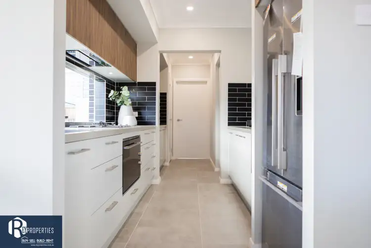 Fourth view of Homely house listing, 8 Davidson Way, Gables NSW 2765