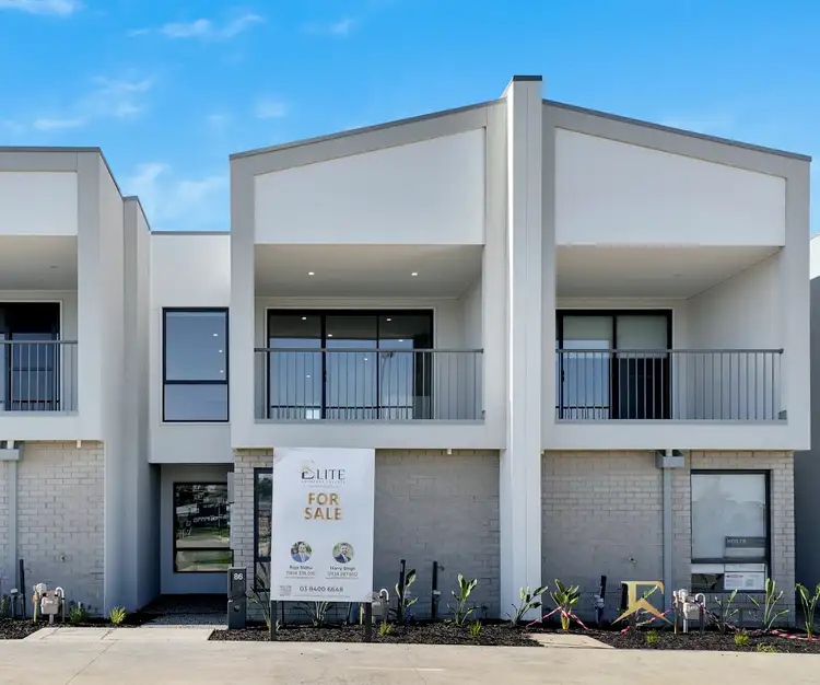 86 Wild Goose Way, Clyde North VIC 3978