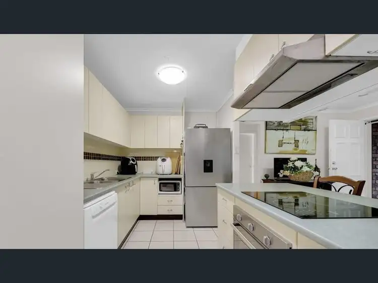 Second view of Homely house listing, 8 Poplar Place, Kallangur QLD 4503