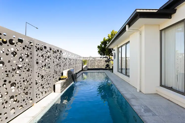 1 Walling Street, Palmview QLD 4553