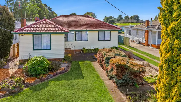 35 Elizabeth Street, Crookwell NSW 2583