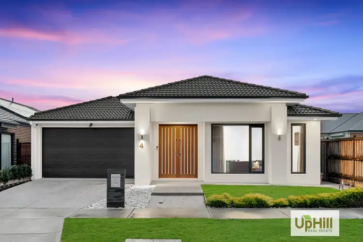 4 Niloma Street, Clyde North VIC 3978