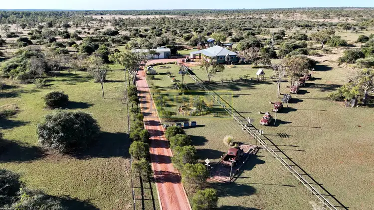 428 Sandy Creek Road, Southern Cross QLD 4820
