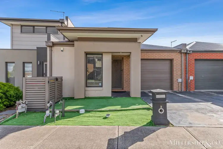 3 Cobena Street