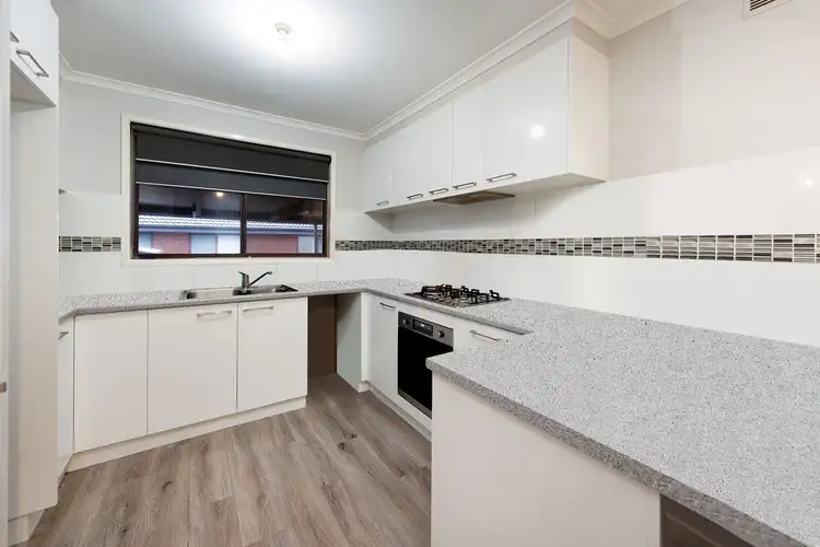 Third view of Homely house listing, 7 ROBERT CRESCENT, Wodonga VIC 3690
