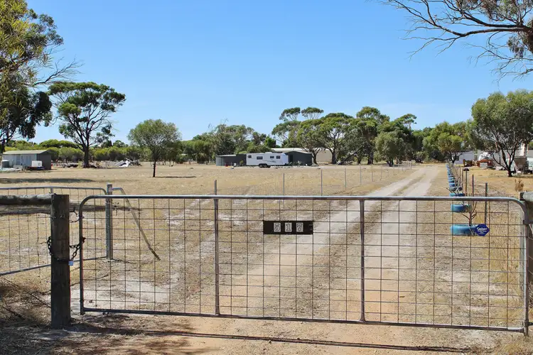 517 Lloyd, Wagin WA 6315