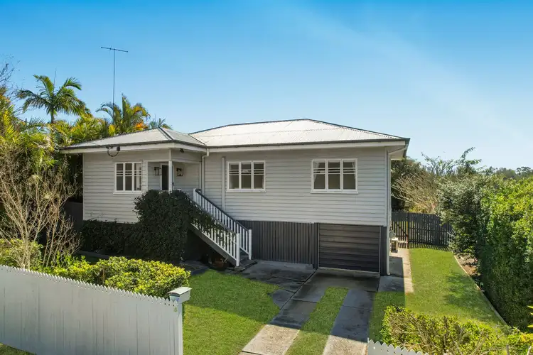 8 Kruger Street, Booval QLD 4304