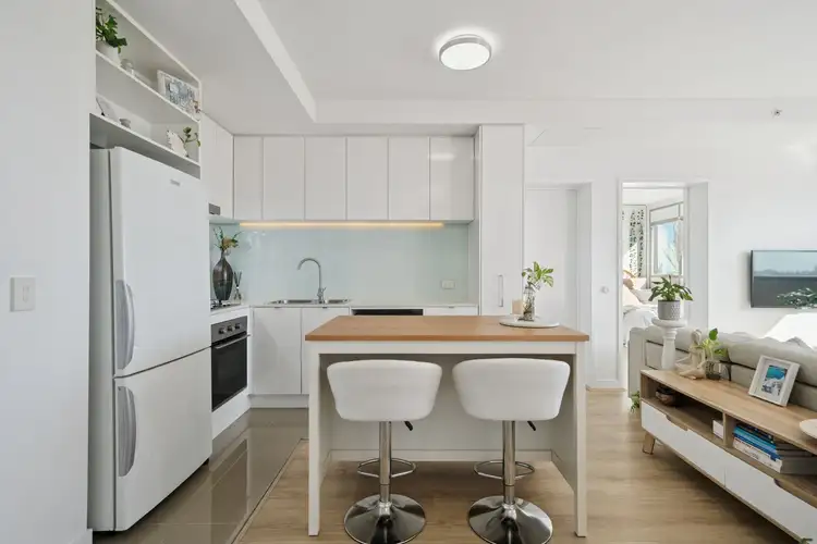 Fifth view of Homely unit listing, 401/17 Malata Crescent, Success WA 6164