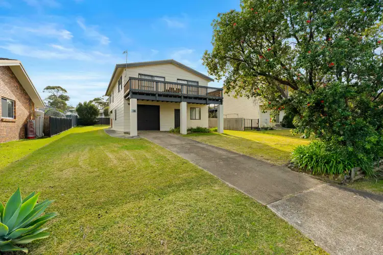 16 Manyana Drive, Manyana NSW 2539