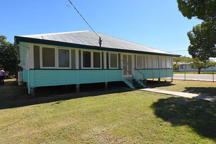 101 Cassowary Street, Longreach QLD 4730