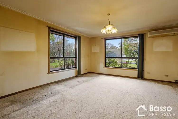 Second view of Homely house listing, 8 Poplar Drive, Rosebud VIC 3939