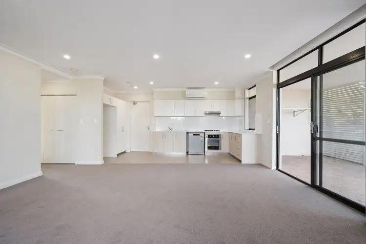 11/63 Mariposa Gardens, Success WA 6164