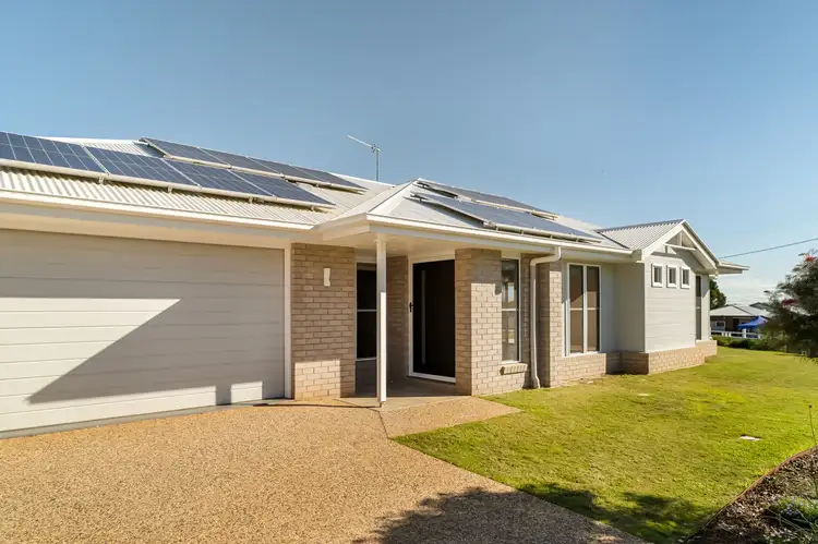 8 Ashgrove Terrace, Harlaxton QLD 4350