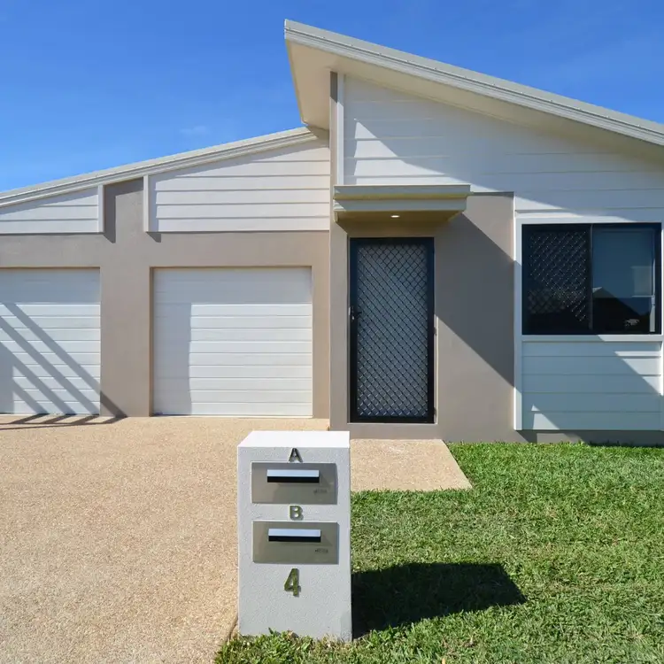 4 A Huxley Crescent
