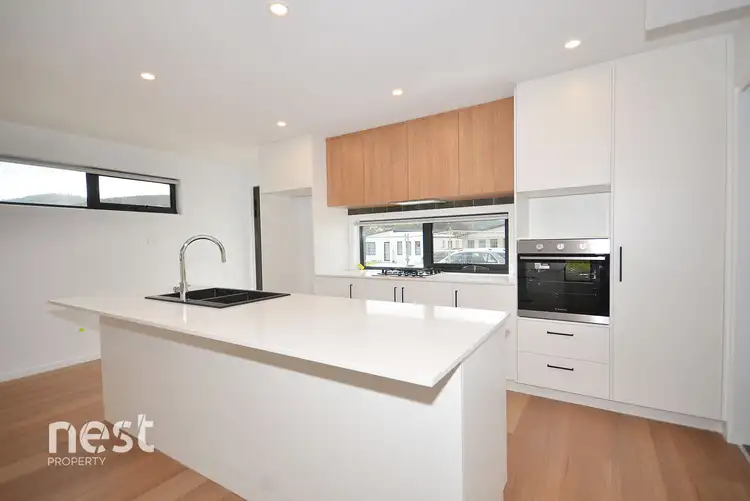 1/14 Busan Avenue, Rokeby TAS 7019