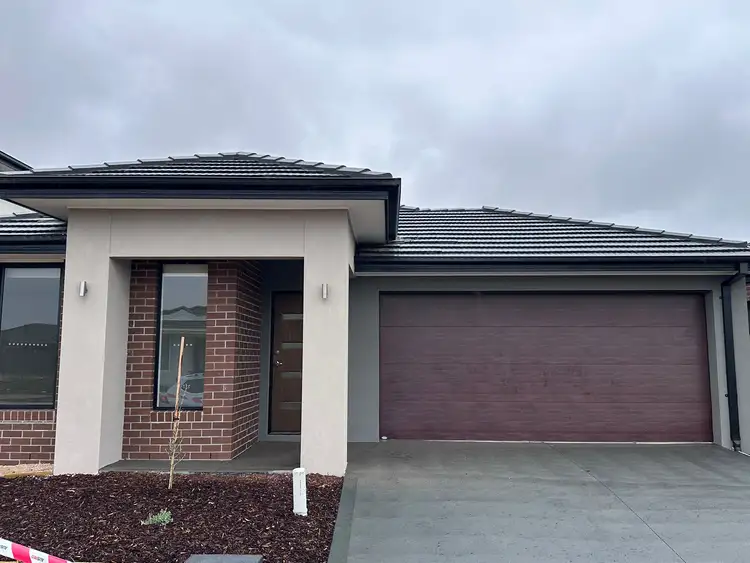 15 Bonito Street, Melton South VIC 3338