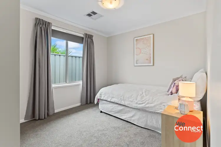 Sixth view of Homely house listing, 2 Narelle Court, Hackham SA 5163