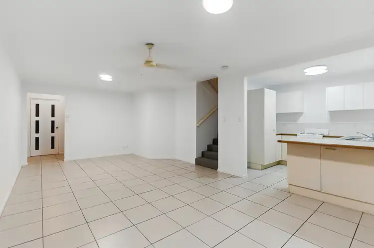 2/63 Cassia Avenue, Coolum Beach QLD 4573