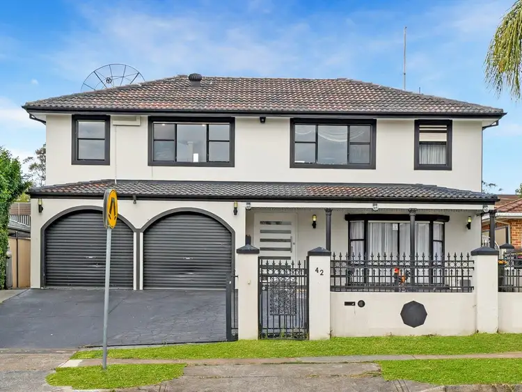 42 Napier Avenue, Lurnea NSW 2170