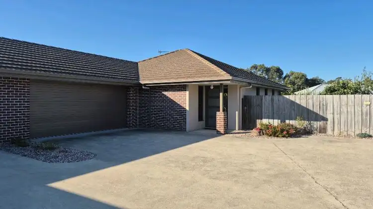 Main view of Homely unit listing, 2/4-5 Washington Drive, Stony Rise TAS 7310