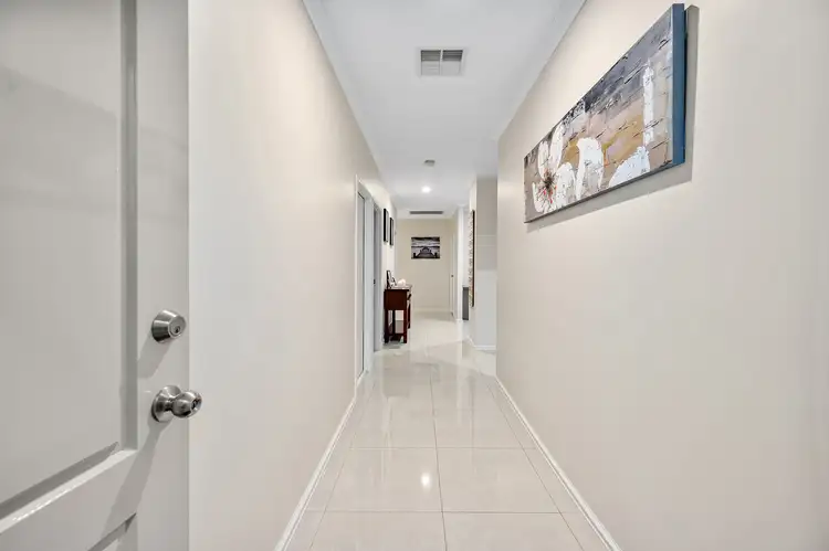 Third view of Homely house listing, 4 Loseto Link, Piara Waters WA 6112