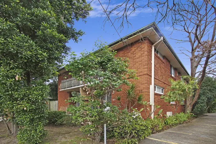 2/13 Dibbs Street, Canterbury NSW 2193