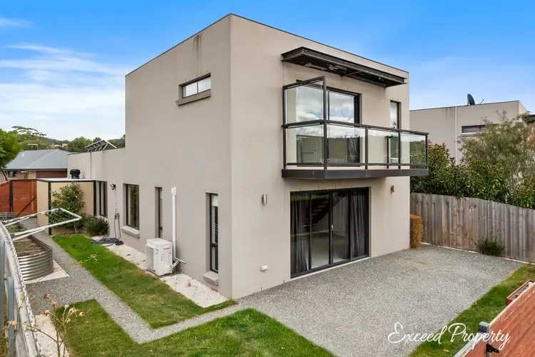 2/31 Lester Crescent, Kingston TAS 7050