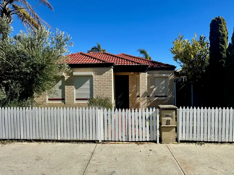 8 Toulon Lane, Ellenbrook WA 6069