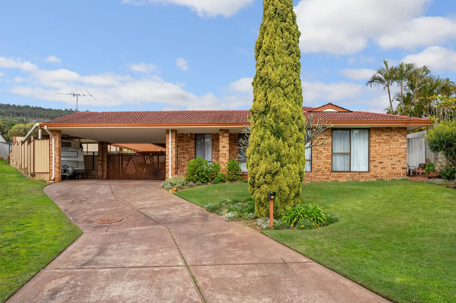Main view of Homely house listing, 10 Morundah Place, Kelmscott WA 6111