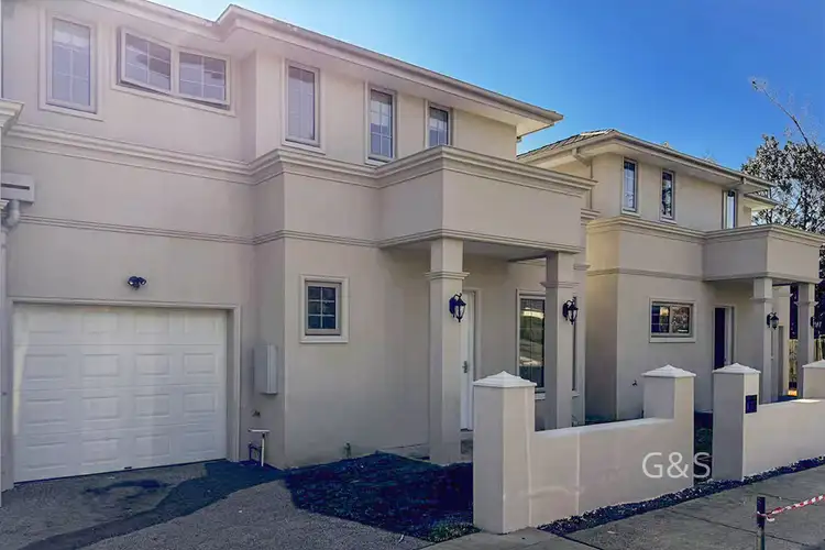 2/29 Stradbroke Road, Boronia VIC 3155