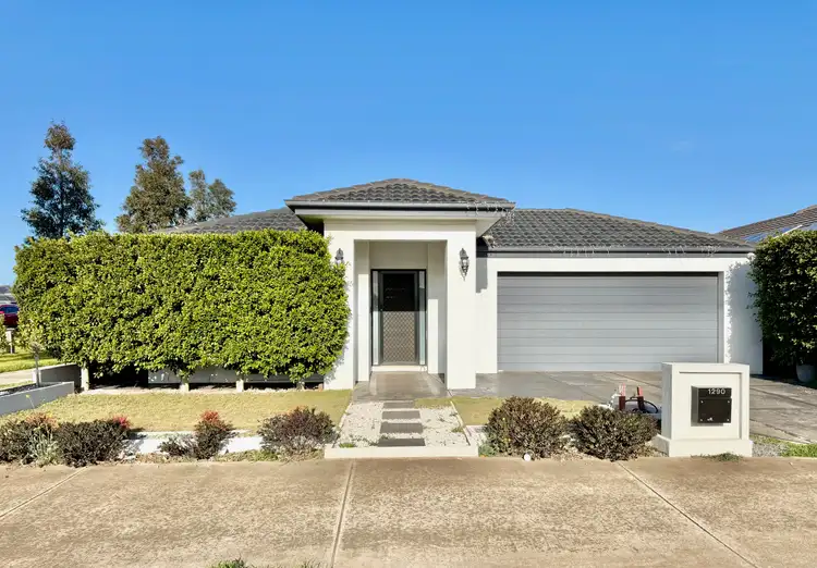 1290 Ison Road, Manor Lakes VIC 3024