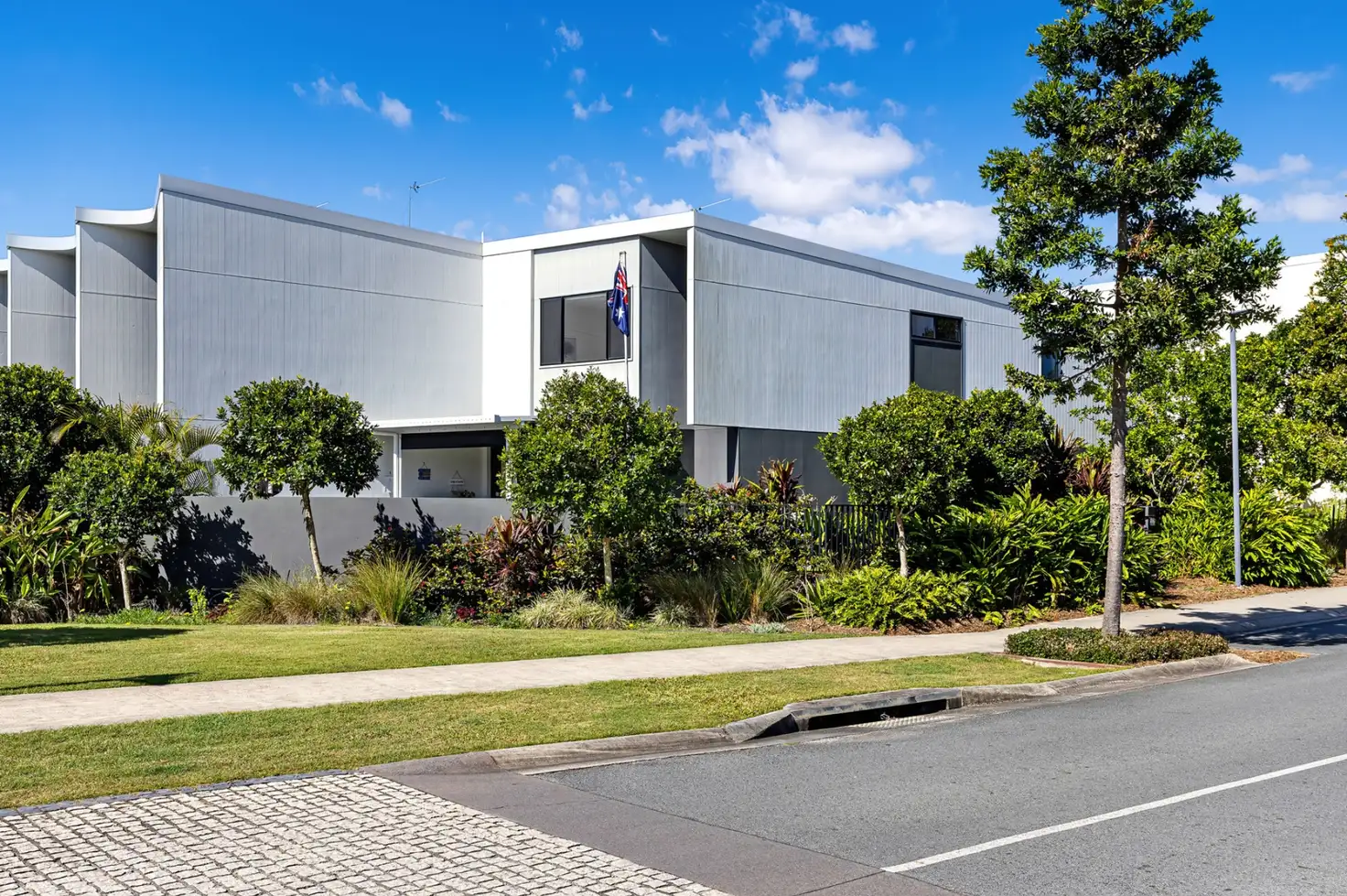 Main view of Homely townhouse listing, 7 Marina Court, Hope Island QLD 4212