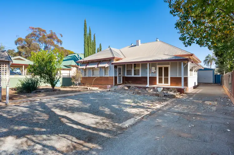 74 Ward Street, Lamington WA 6430