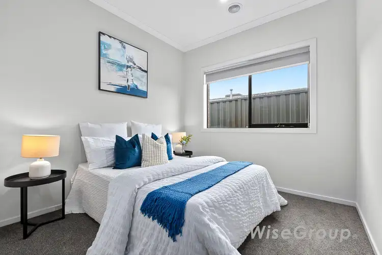 Fifth view of Homely house listing, 5 Valberg Way, Pakenham VIC 3810