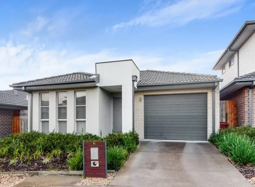 Main view of Homely house listing, 14 Botany Drive, Carrum Downs VIC 3201
