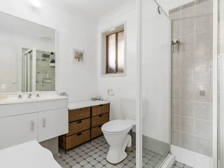 Fourth view of Homely house listing, 32 Silverleaf Row, Menai NSW 2234