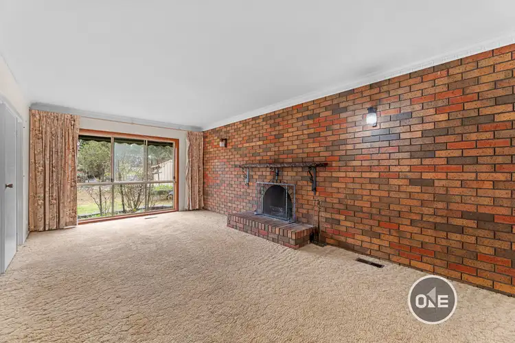 Second view of Homely house listing, 4 Argyle Place, Sunbury VIC 3429