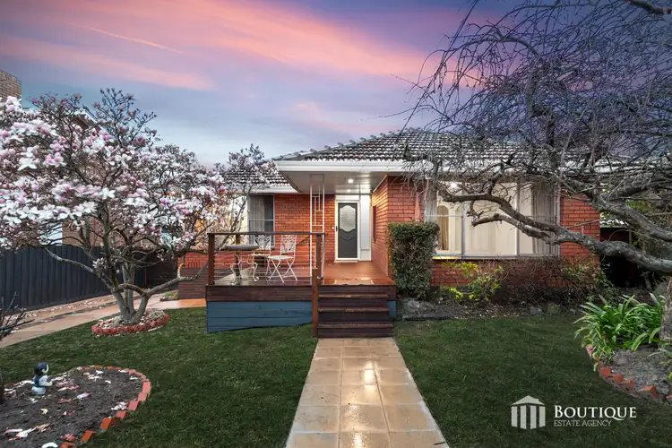 4 Surrey Road, Dandenong North VIC 3175