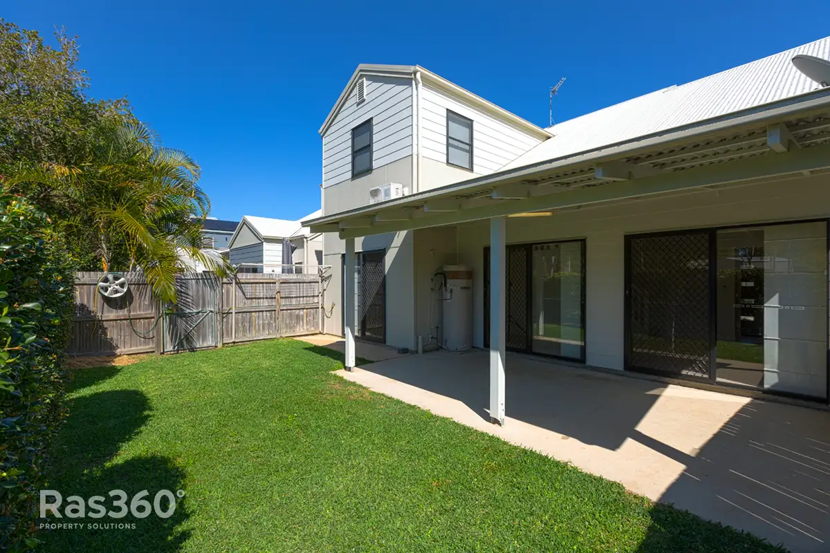 Main view of Homely unit listing, 19/1 Michel Place, Telina QLD 4680
