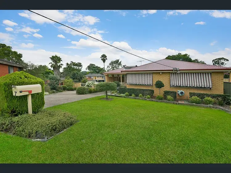 7 Lambert Place