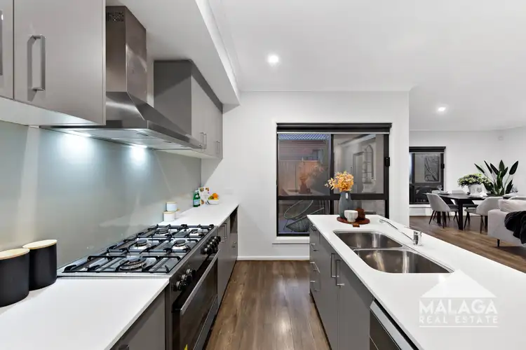 Fourth view of Homely house listing, 29 Paddock Circuit, Sunbury VIC 3429