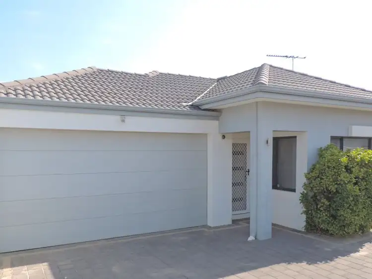 41 Birchley Square