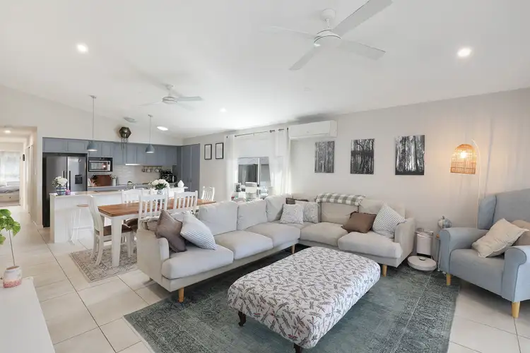 33 Parkview Drive, Little Mountain QLD 4551