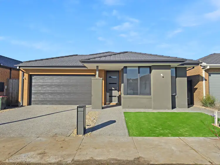 11 Inglenook Circuit, Armstrong Creek VIC 3217