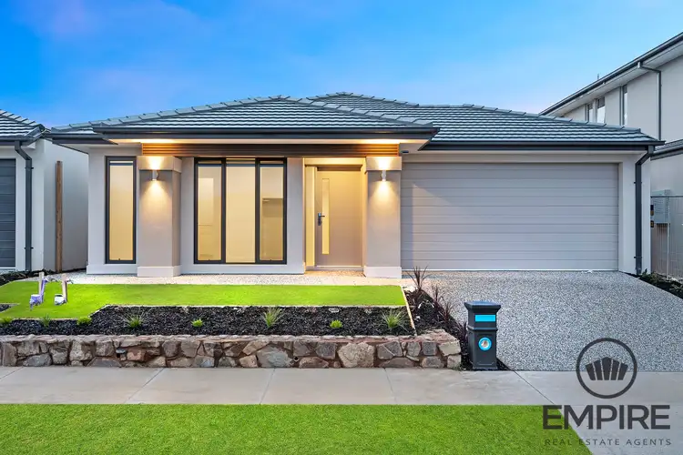 128 Yeungroon Blvd, Clyde North VIC 3978