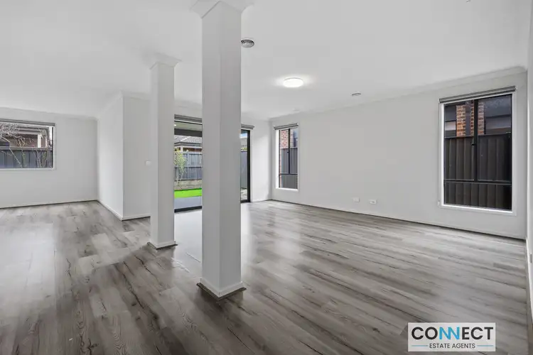 Fifth view of Homely house listing, 33 Burford Way, Cranbourne North VIC 3977