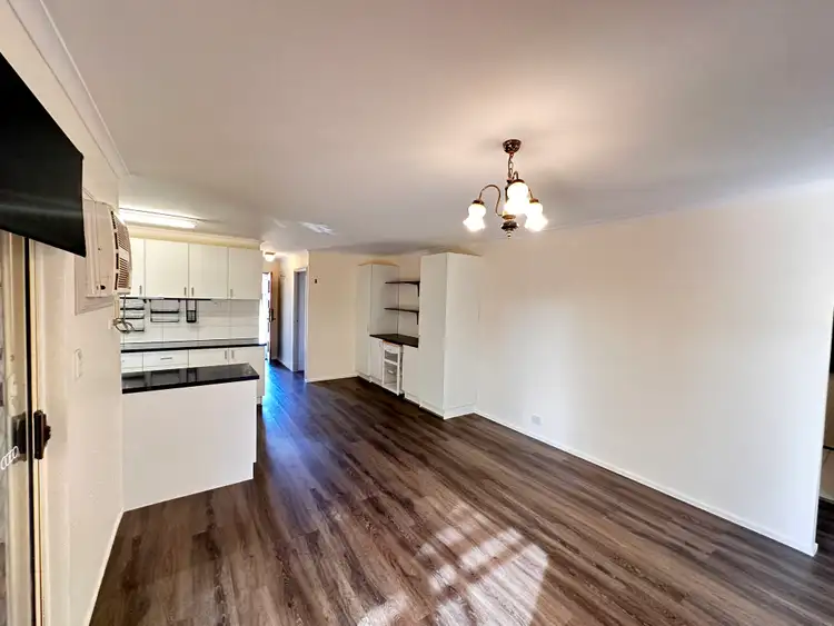 Fifth view of Homely house listing, 10 Cumbria Way, Craigmore SA 5114
