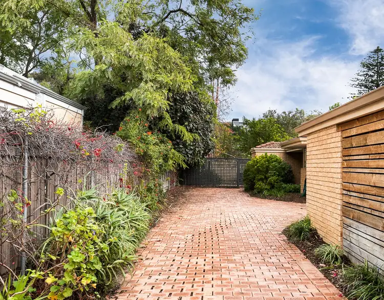 15 Myera Street, Swanbourne WA 6010