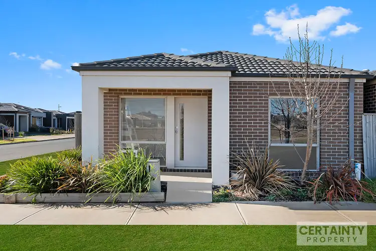 16 Magara Walk, Tarneit VIC 3029