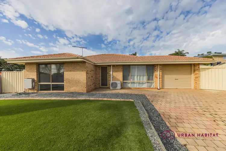 18 Chipper View, Parmelia WA 6167